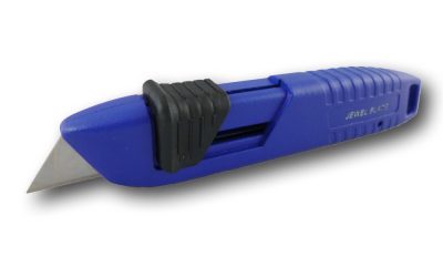 How Safe Are Self-Retracting Knives Compared to Traditional Safety Knives?